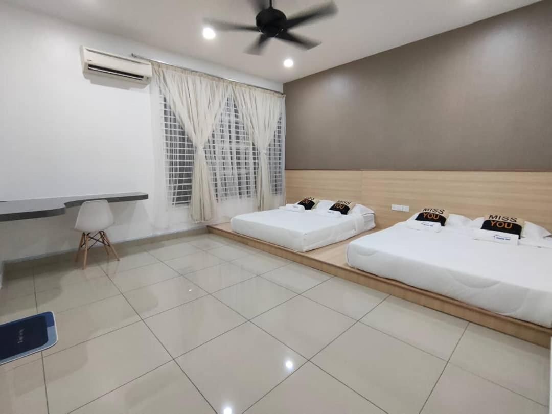 Setia Home Sitiawan Ktv 12+4 Pax Екстериор снимка